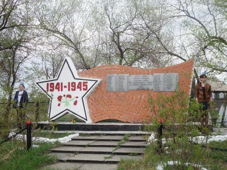 Памятник односельчанам, погибшим в годы Великой Отечественной войны (д. Кулебакино), 2014 год